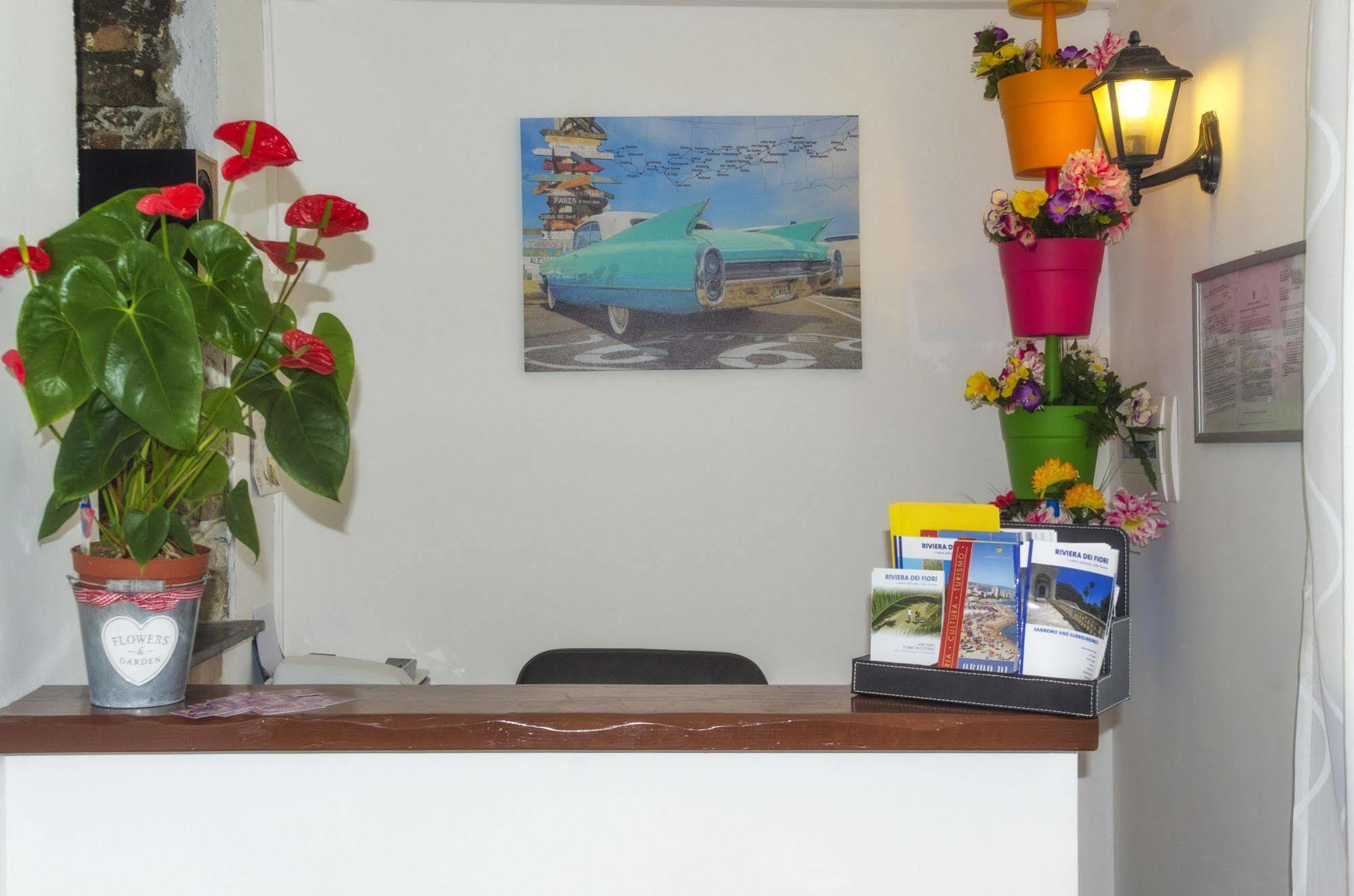 Hotel Rainbow Arma di Taggia Dış mekan fotoğraf